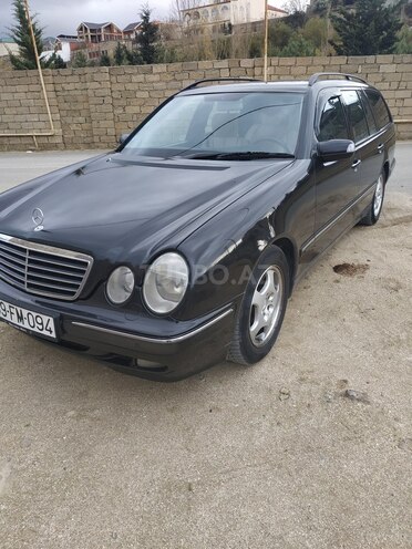 Mercedes E 240 2000, 315,000 km - 2.5 л - Bakı