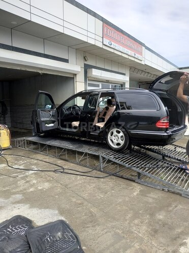 Mercedes E 240 2000, 315,000 km - 2.5 л - Bakı