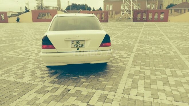Mercedes C 230 1999, 1,910,000 km - 2.3 l - Bakı