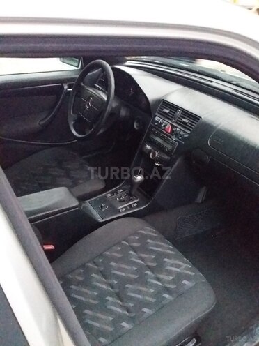 Mercedes C 180 2000, 267,000 km - 1.8 l - Bakı