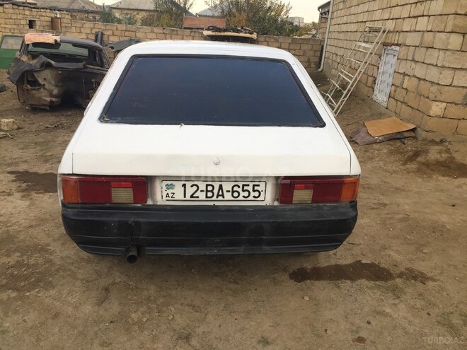Moskvich 2141 1988, 200,000 km - 1.6 l - Şirvan