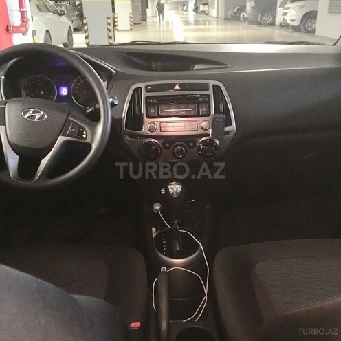 Hyundai i20 2013, 36,000 km - 1.4 l - Bakı