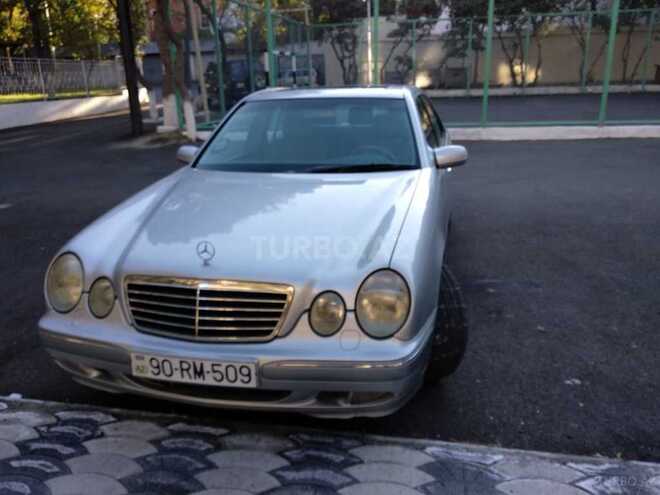 Mercedes E 220 1999, 402,000 km - 2.2 l - Bakı
