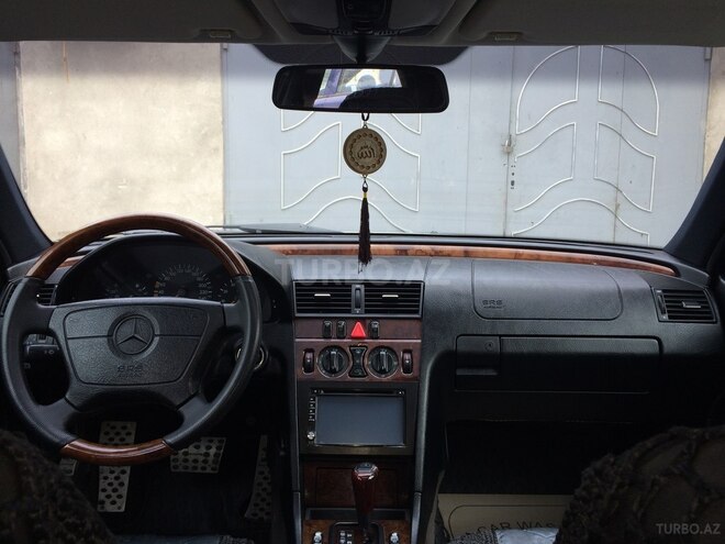 Mercedes C 240 1998, 165,000 km - 2.4 l - Sumqayıt