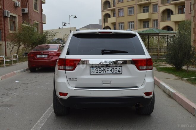 Jeep Grand Cherokee 2011, 107,000 km - 3.6 l - Bakı