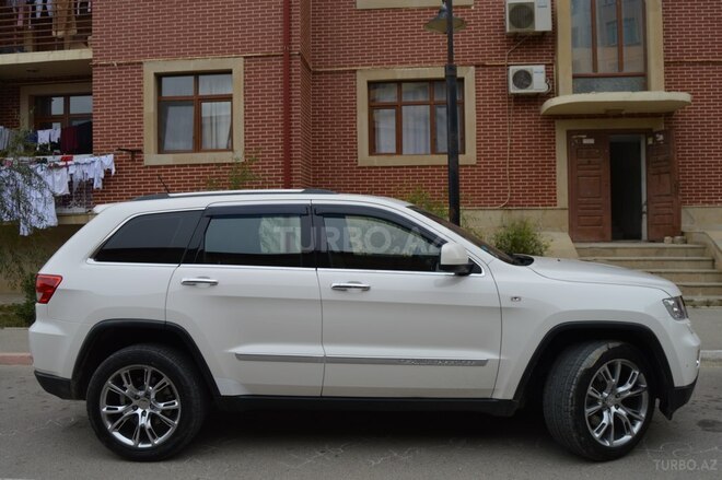 Jeep Grand Cherokee 2011, 107,000 km - 3.6 l - Bakı