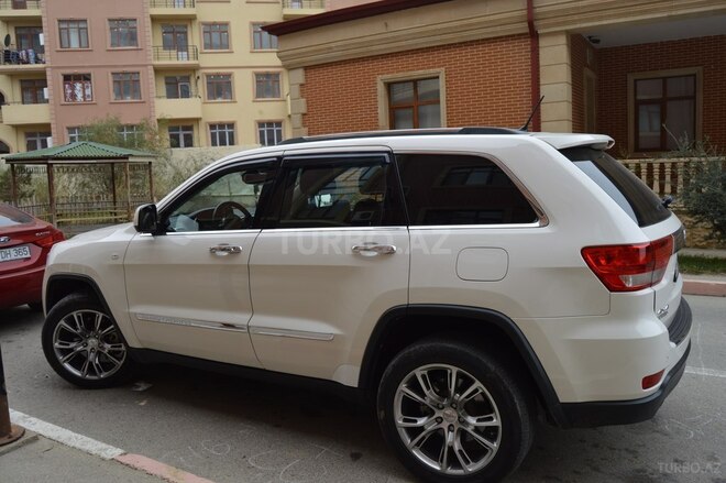 Jeep Grand Cherokee 2011, 107,000 km - 3.6 l - Bakı