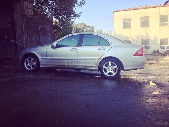Mercedes C 180 2002, 144,000 km - 0.2 l - Gəncə