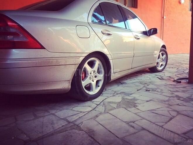 Mercedes C 180 2002, 144,000 km - 0.2 l - Gəncə