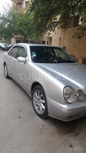 Mercedes E 280 1999, 270,000 km - 2.8 l - Bakı