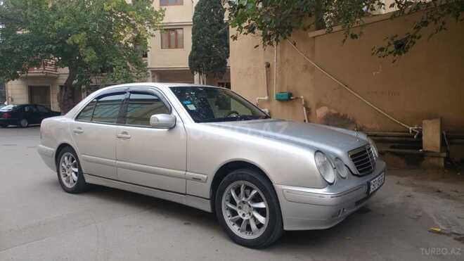 Mercedes E 280 1999, 270,000 km - 2.8 l - Bakı