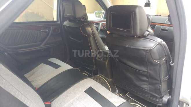 Mercedes E 280 1999, 270,000 km - 2.8 l - Bakı