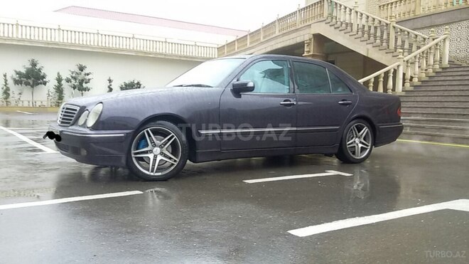 Mercedes E 320 2000, 270,563 km - 3.2 l - Bakı