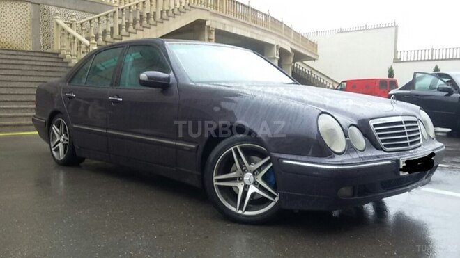 Mercedes E 320 2000, 270,563 km - 3.2 l - Bakı