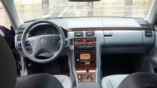 Mercedes E 320 2000, 270,563 km - 3.2 l - Bakı