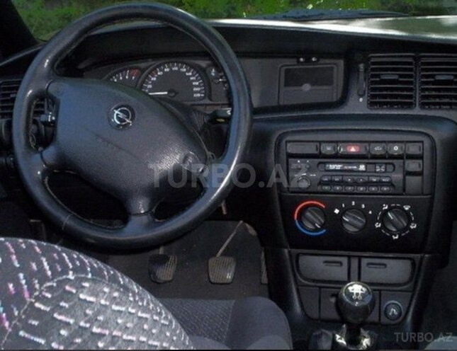 Opel Vectra 1999, 254,000 km - 1.6 l - Bakı