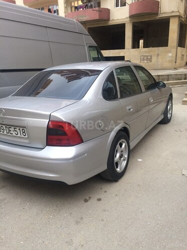 Opel Vectra 1999, 254,000 km - 1.6 l - Bakı