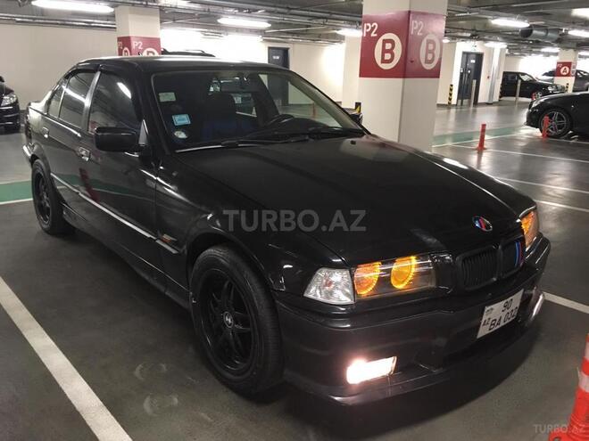 BMW 318 1996, 350,000 km - 1.8 l - Quba