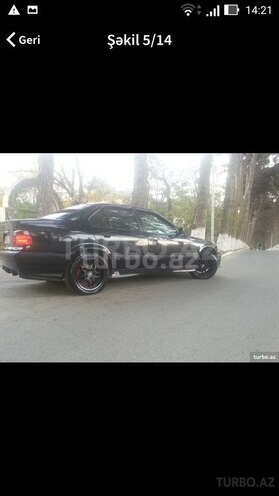 BMW 318 1996, 350,000 km - 1.8 l - Quba
