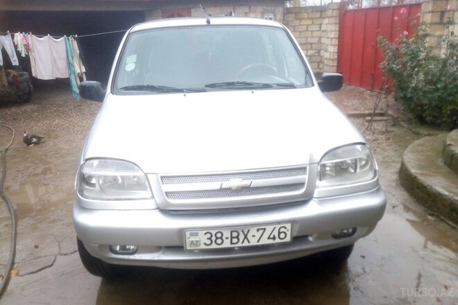 Chevrolet Niva 2003, 152,000 km - 1.7 л - Qusar