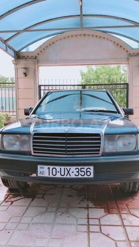 Mercedes 190 1990, 300,500 km - 2.0 l - Quba