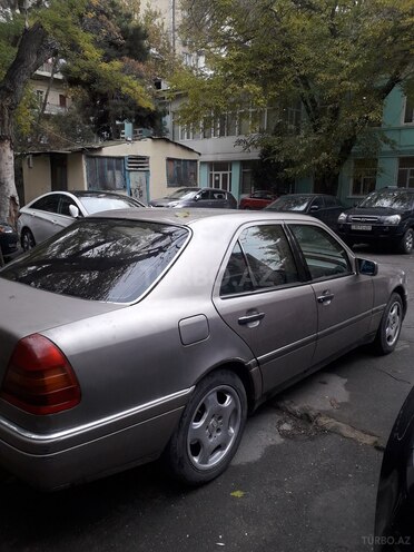 Mercedes C 180 1993, 282,926 km - 1.8 l - Bakı