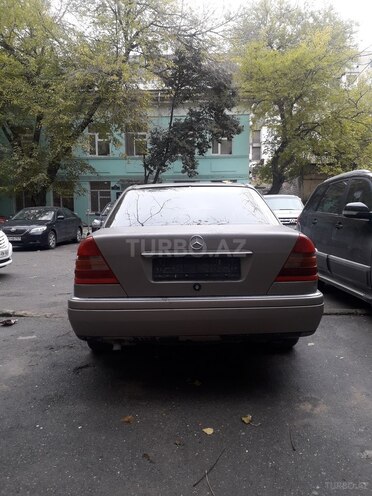 Mercedes C 180 1993, 282,926 km - 1.8 l - Bakı