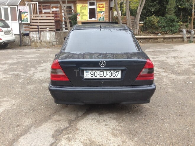 Mercedes C 220 1995, 296,745 km - 2.2 l - Bakı