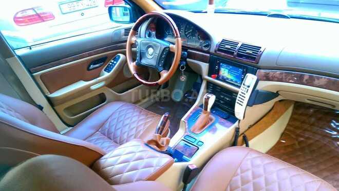 BMW 528 1996, 210,000 km - 2.8 l - Bakı
