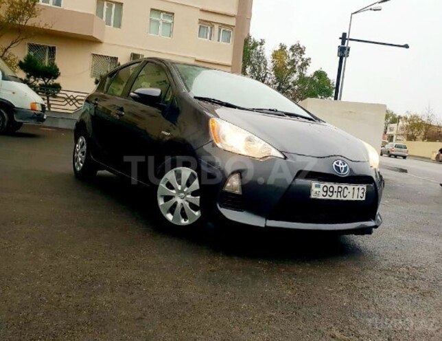 Toyota Prius 2013, 64,200 km - 1.5 l - Bakı
