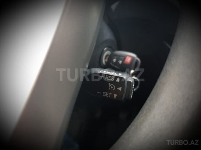 Toyota Prius 2013, 64,200 km - 1.5 l - Bakı