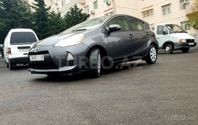 Toyota Prius 2013, 64,200 km - 1.5 l - Bakı