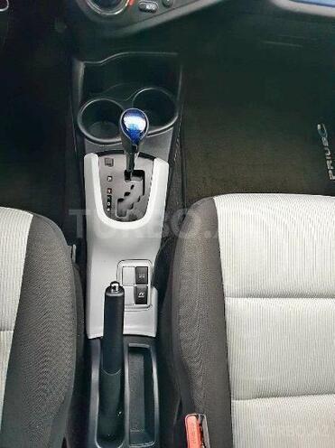 Toyota Prius 2013, 64,200 km - 1.5 l - Bakı
