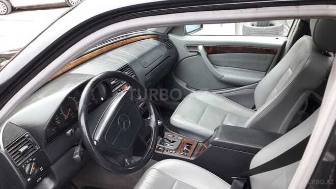 Mercedes C 230 1999, 241,755 km - 2.3 l - Bakı