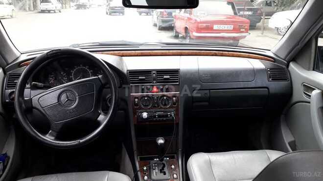 Mercedes C 230 1999, 241,755 km - 2.3 l - Bakı