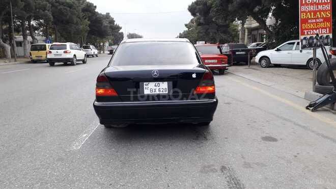 Mercedes C 230 1999, 241,755 km - 2.3 l - Bakı