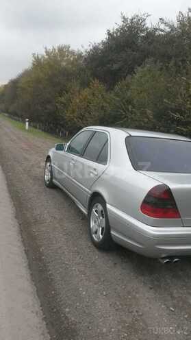 Mercedes C 240 2000, 169,000 km - 2.4 л - Sabirabad