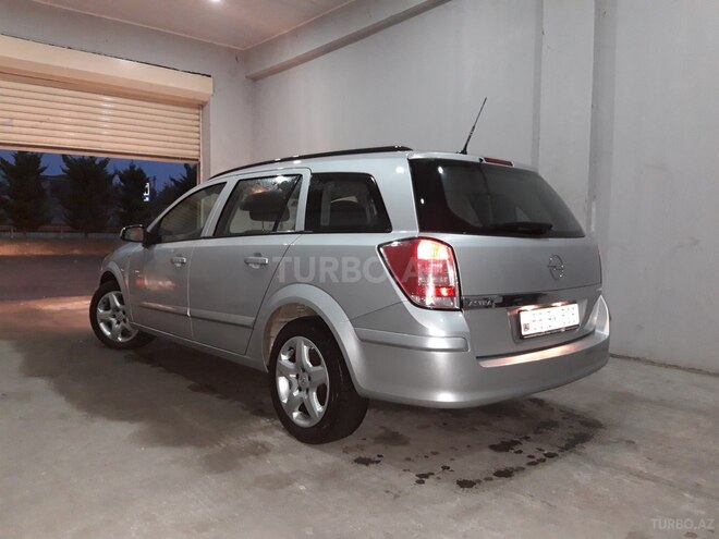 Opel Astra 2007, 198,000 km - 1.9 l - Yevlax