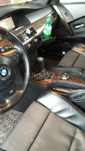 BMW 525 2005, 260,000 km - 0.3 l - Bakı