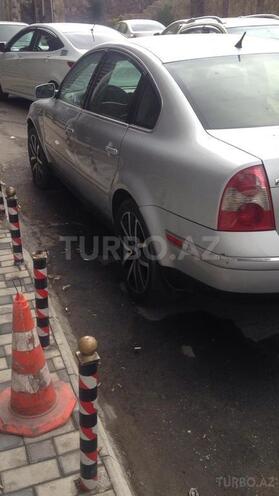 Volkswagen Passat 2002, 300,000 km - 1.8 л - Bakı