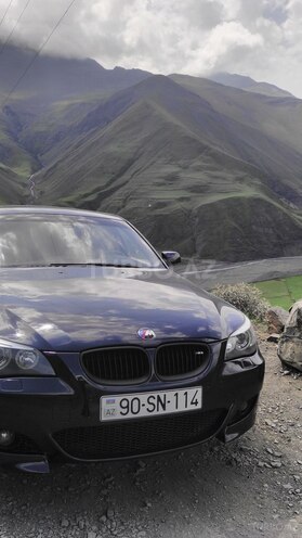 BMW 525 2003, 288,000 km - 2.5 l - Bakı