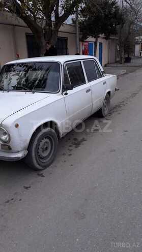 LADA (VAZ) 21011 1979, 200,000 km - 1.5 l - Bakı