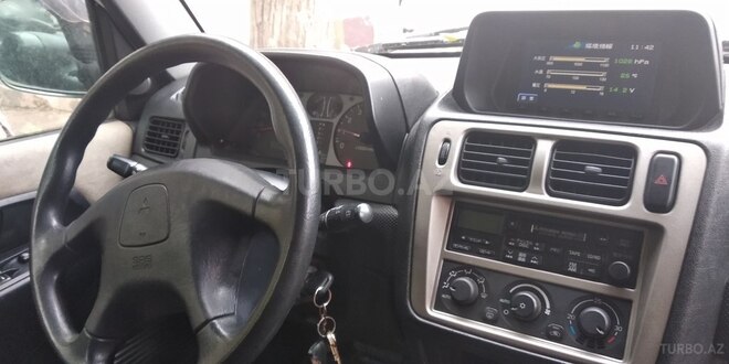 Mitsubishi Pajero io 2000, 990,230 km - 2.0 l - Bakı