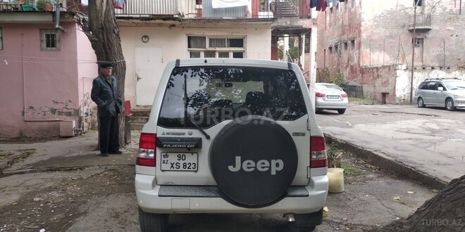 Mitsubishi Pajero io 2000, 990,230 km - 2.0 l - Bakı