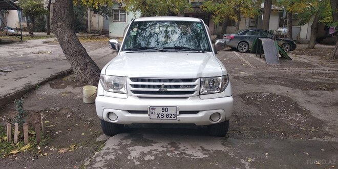 Mitsubishi Pajero io 2000, 990,230 km - 2.0 l - Bakı