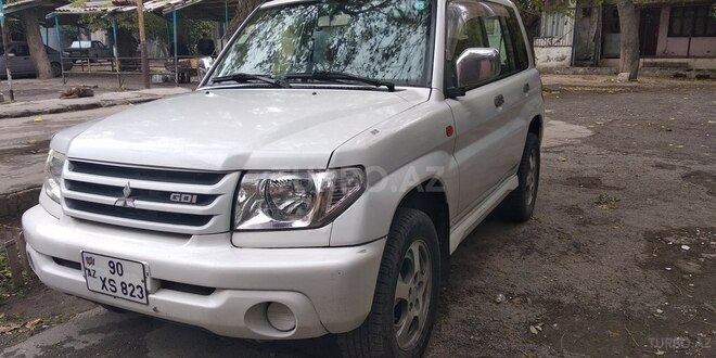 Mitsubishi Pajero io 2000, 990,230 km - 2.0 l - Bakı