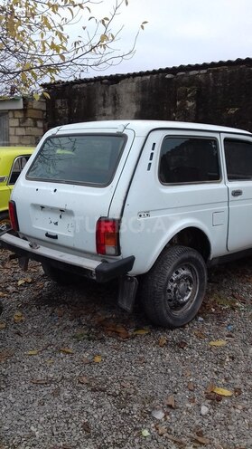 LADA (VAZ) Niva 2014, 25,000 km - 1.7 l - Quba