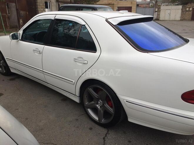 Mercedes E 240 2000, 300,000 km - 0.3 l - Bakı