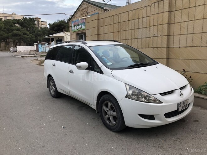 Mitsubishi Grandis 2007, 94,000 km - 2.4 л - Bakı