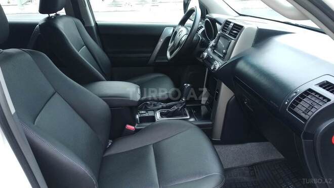 Toyota Prado 2010, 118,000 km - 2.7 л - Bakı